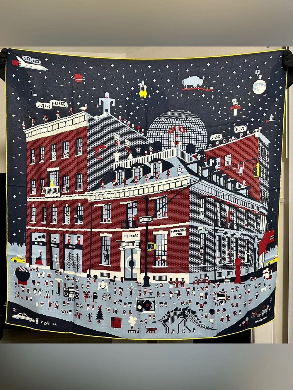 Limited Edition Hermes Madison Party scarf 100